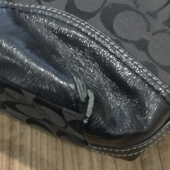 Black coach bag from early 2000s (authentic) - Picture 4 of 5